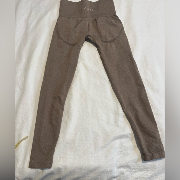 NVGTN Women’s Contour Seamless Leggings Beige Size Small New - Picture 4 of 13